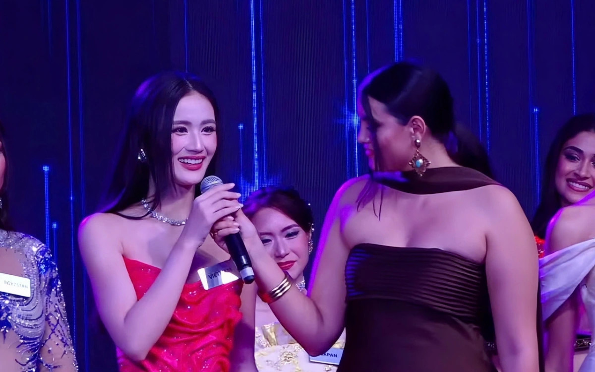 Hành trình không đột phá của Ý Nhi tại Miss World 2025 hanh trinh khong dot pha cua Y nhi tai miss world 2025 hinh anh 7