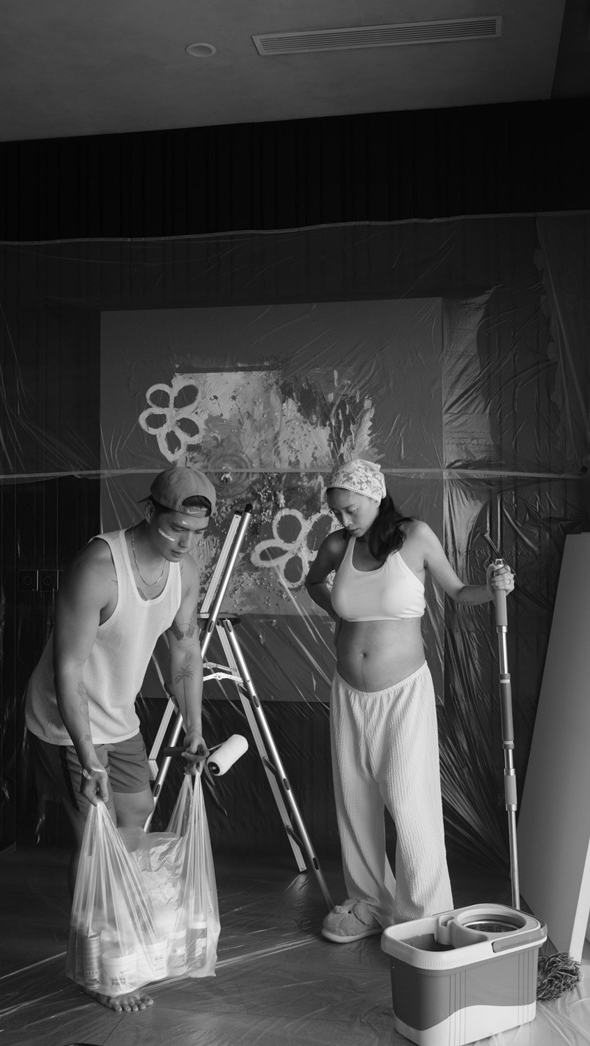 Bộ ảnh bầu đầy ý nghĩa của Ngô Thanh Vân ở tuổi U50