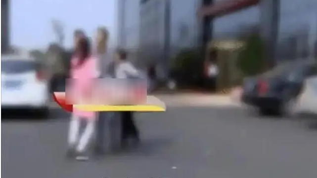 'Cô dâu phải là tôi': Màn phá đám cưới gây sốc của người yêu cũ - Ảnh 5.