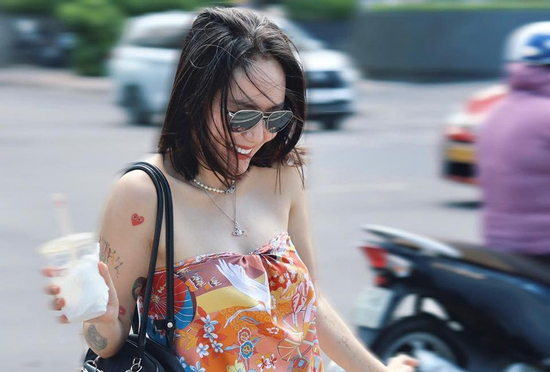 Nữ ca sĩ quê Thanh Hóa là 'người tình âm nhạc' của Hà Anh Tuấn, gây choáng với gu thời trang ở tuổi tứ tuần