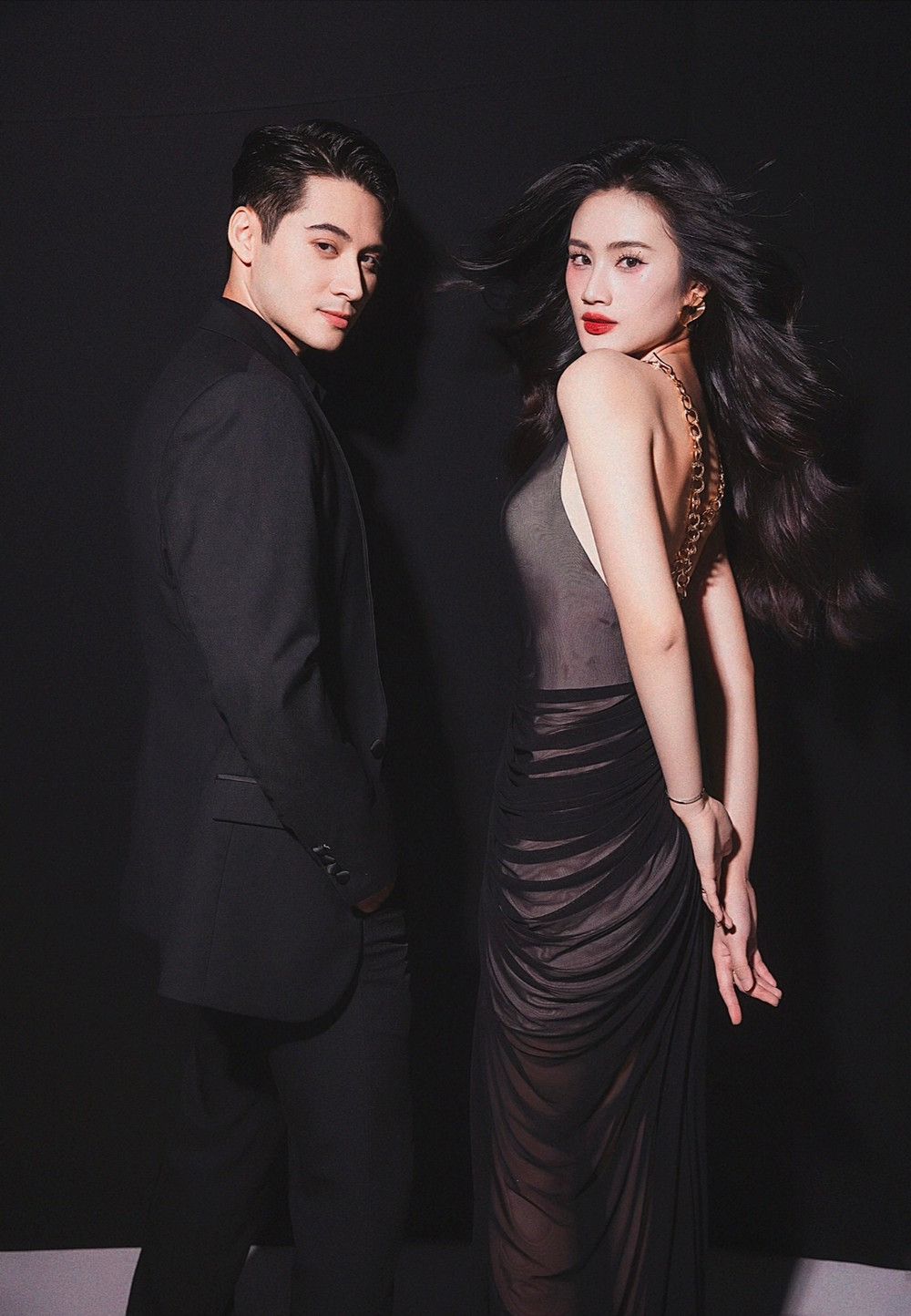 Rộ tin Hoa hậu Ý Nhi chia tay bạn trai hẹn hò nam vương danh tiếng