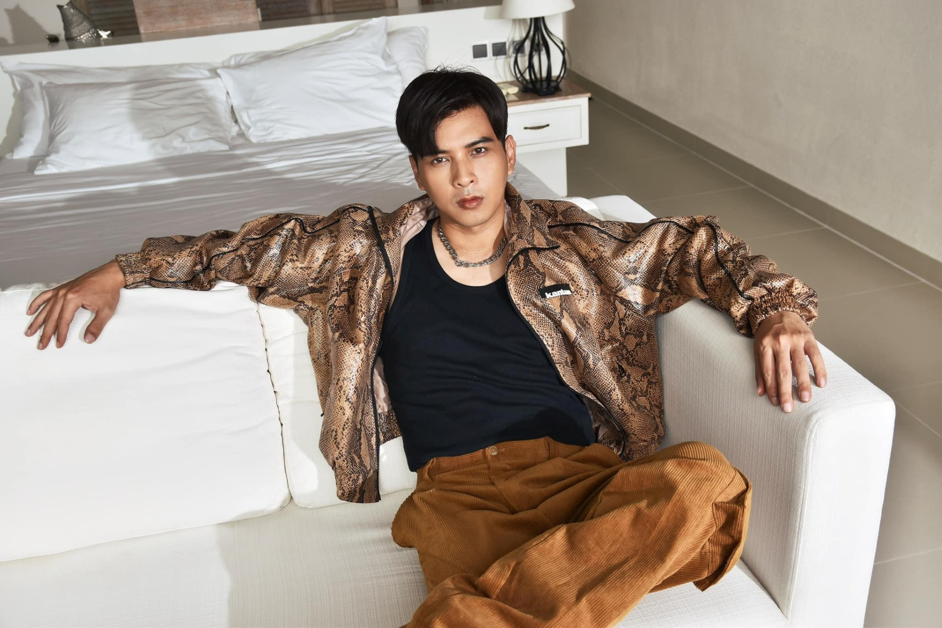 3 nghệ sĩ quê Đắk Lắk: Người là 'Hoa hậu quốc dân', người lấy vợ kém 17 tuổi - Ảnh 9.