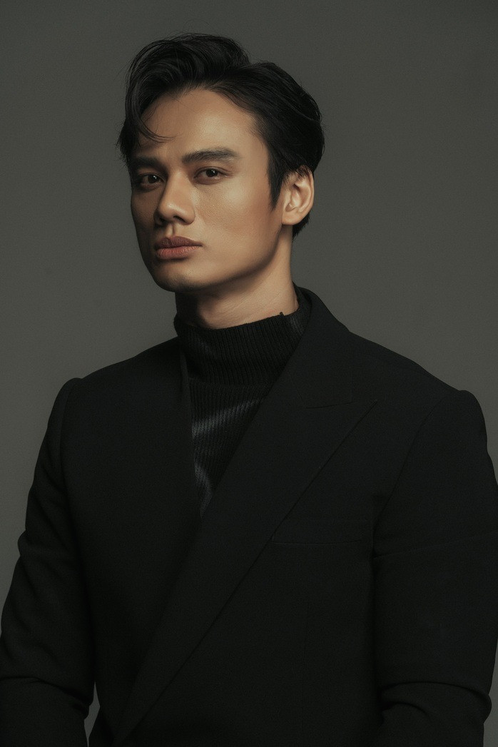 mister supranational.jpg