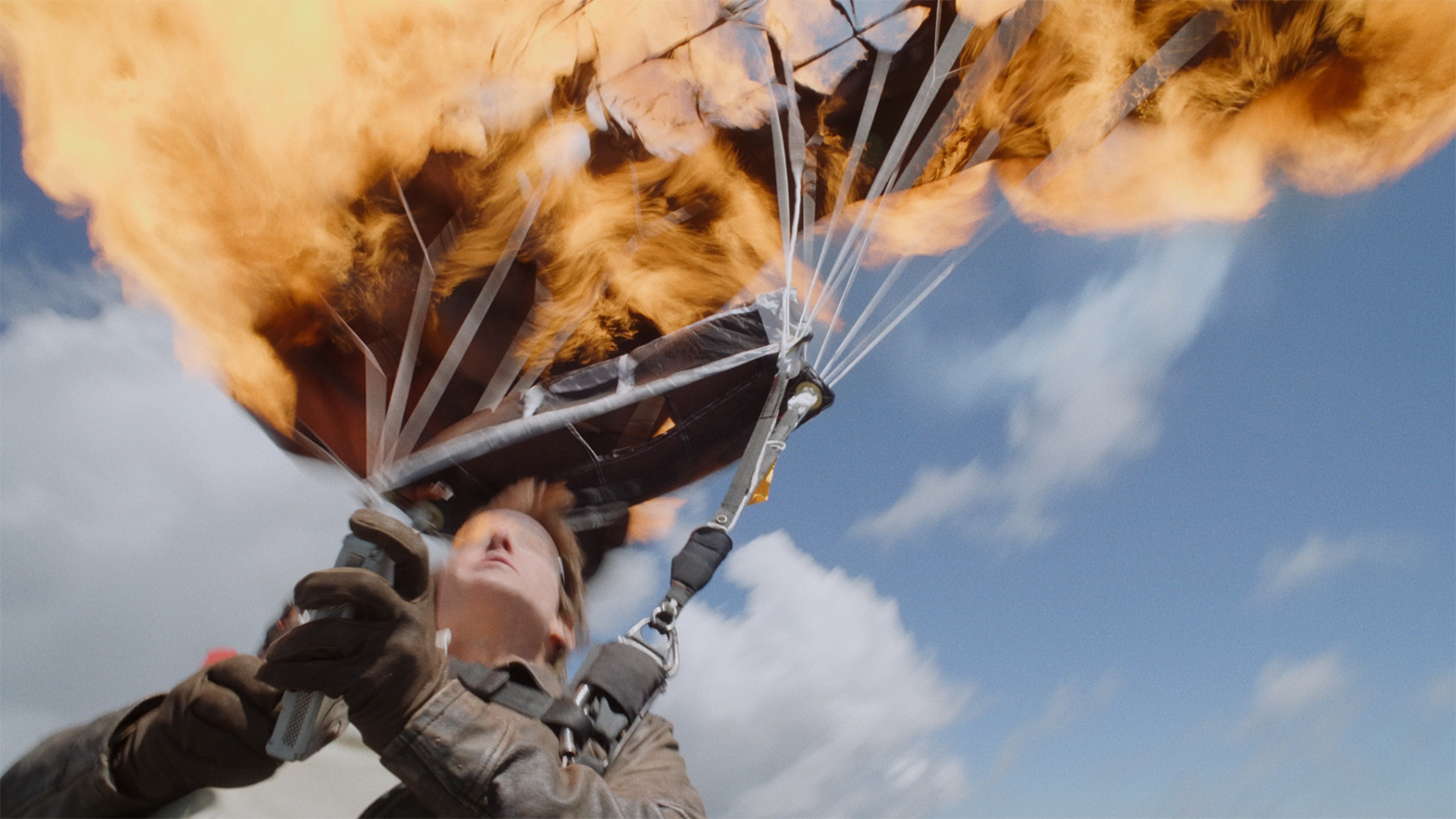 MITFR_Tom_Parachute_01.jpg