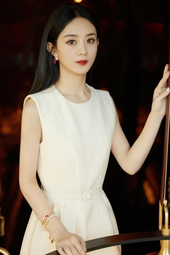 Mỹ nhân Hoa ngữ sau ly hôn Triệu Lệ Dĩnh sự nghiệp thăng hoa tình trường tai tiếng