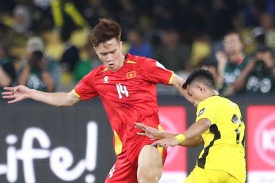 Tuyển Việt Nam nhận tin dữ từ FIFA sau trận thua tan nát trước Malaysia