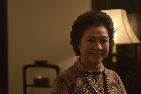 Vẻ ngoài tuổi U90 của nữ NSND từng là hoa khôi màn ảnh đen trắng mới vào vai mẹ chồng phim 'Mặt trời lạnh'- Ảnh 5.