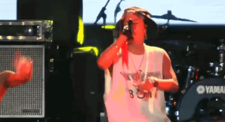 Visual Khó Tin Của G-Dragon Lần Đầu Đến Việt Nam: 12 Năm Sau Trông Cũng Chẳng Khác Gì! Chrome Capture 2025 6 11