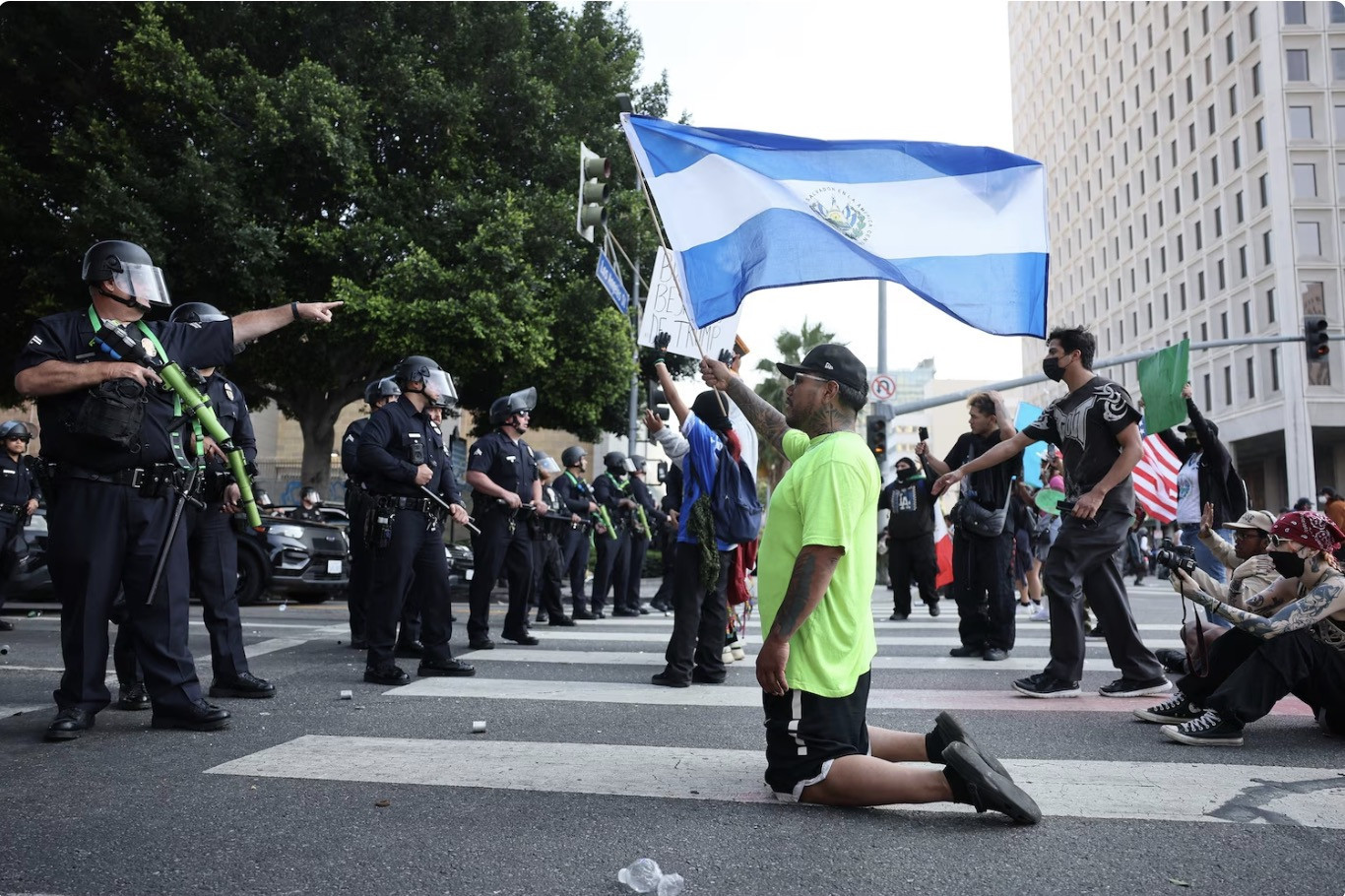 Biểu tình Los Angeles. EPA