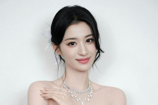 Đúng 20h hôm nay, ngày 13/6/2025, 3 con giáp định mệnh an bài, giàu có lên bất chấp, số đỏ chót như son