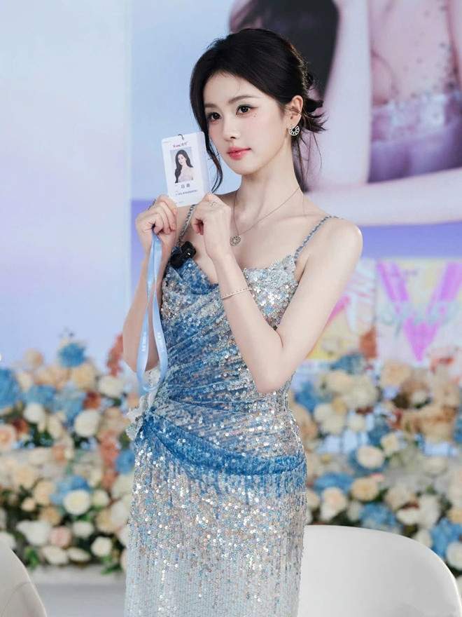 Bí quyết chăm da của Bạch Lộc khi bận rộn lịch trình dày đặc