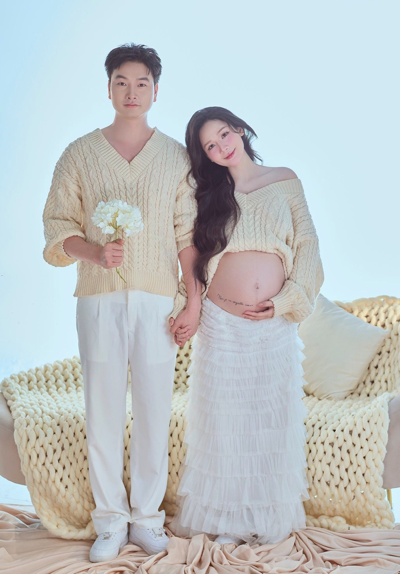 Nam diễn viên VFC khoe lên chức bố, diện mạo vợ bầu mới gây chú ý - Ảnh 6.