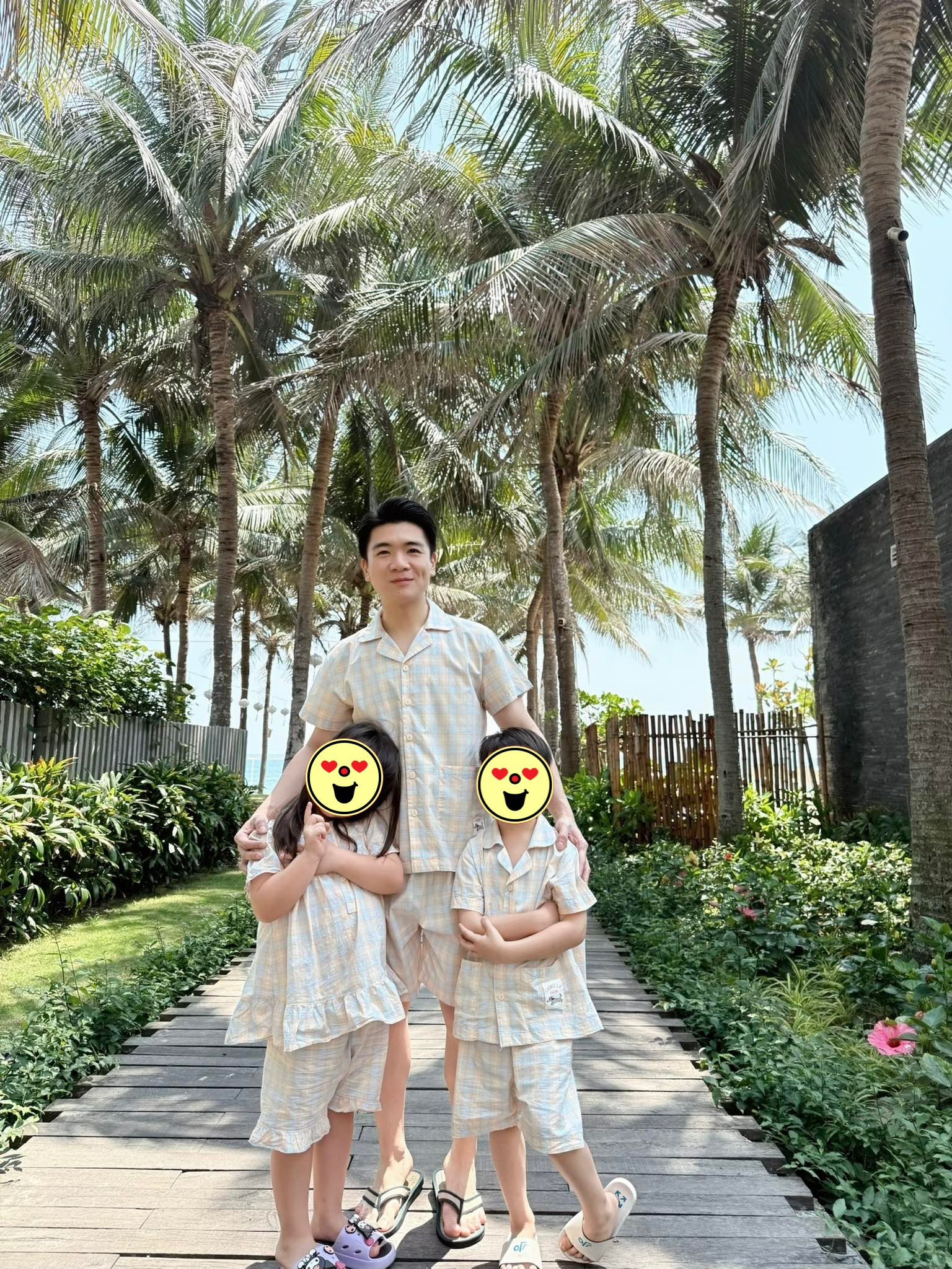 Anh chồng Đỗ Mỹ Linh chơi lớn lần đầu hé lộ diện mạo con gái thứ 3