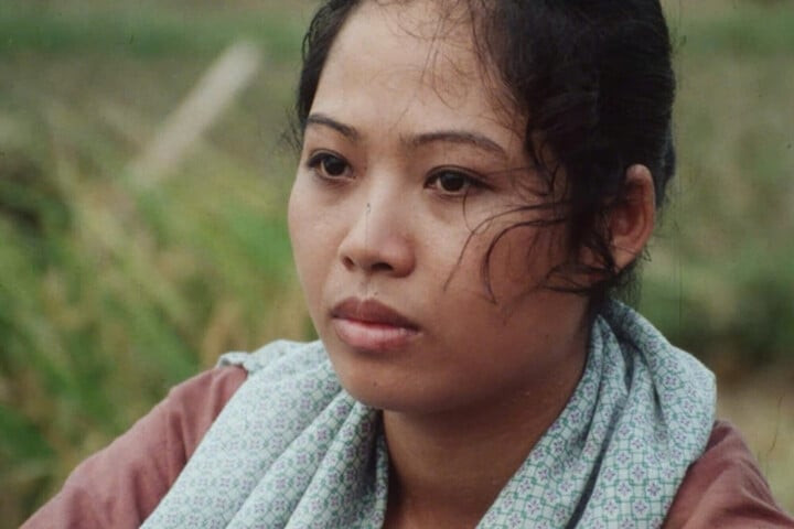 Nữ Nsnd Đổi Đời Nhờ Vai Diễn 'Vừa Già Vừa Xấu', Được Tung Hô Ở Pháp 2 Nsnd Thuý Hường Từng Oà Khóc Vì Sốc Khi Bị Trang Điểm Xấu.