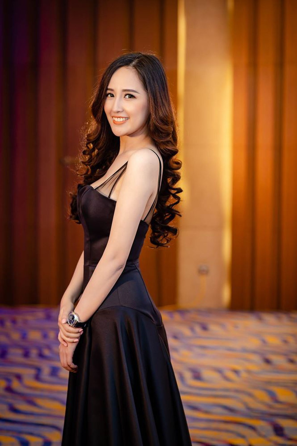 Gia tài đồ sộ của Mai Phương Thúy trước khi tuyên bố mua đồng hồ 10 tỷ