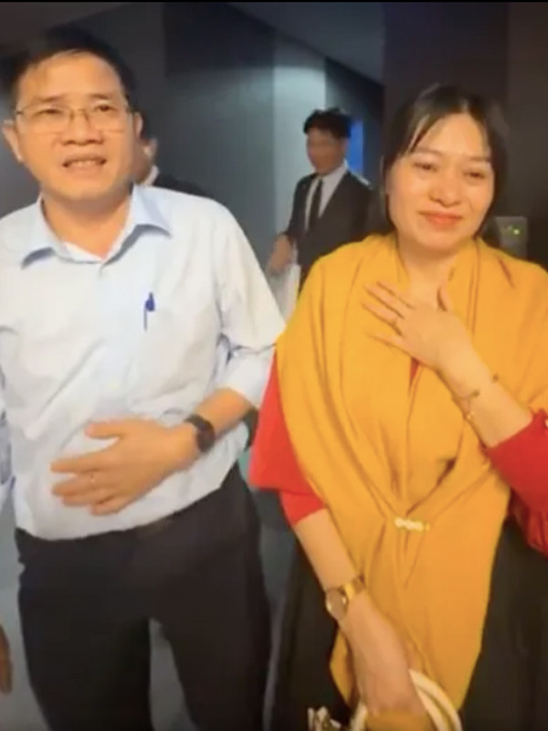 Mẹ ruột Hoa hậu Việt Nam quê Đà Nẵng có đời thực giản dị khiến nhiều người bất ngờ- Ảnh 6.