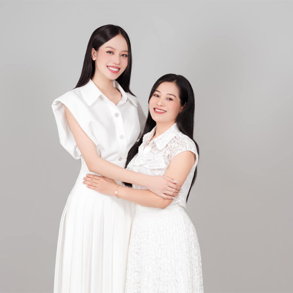 Mẹ ruột Hoa hậu Việt Nam quê Đà Nẵng có đời thực giản dị khiến nhiều người bất ngờ- Ảnh 7.