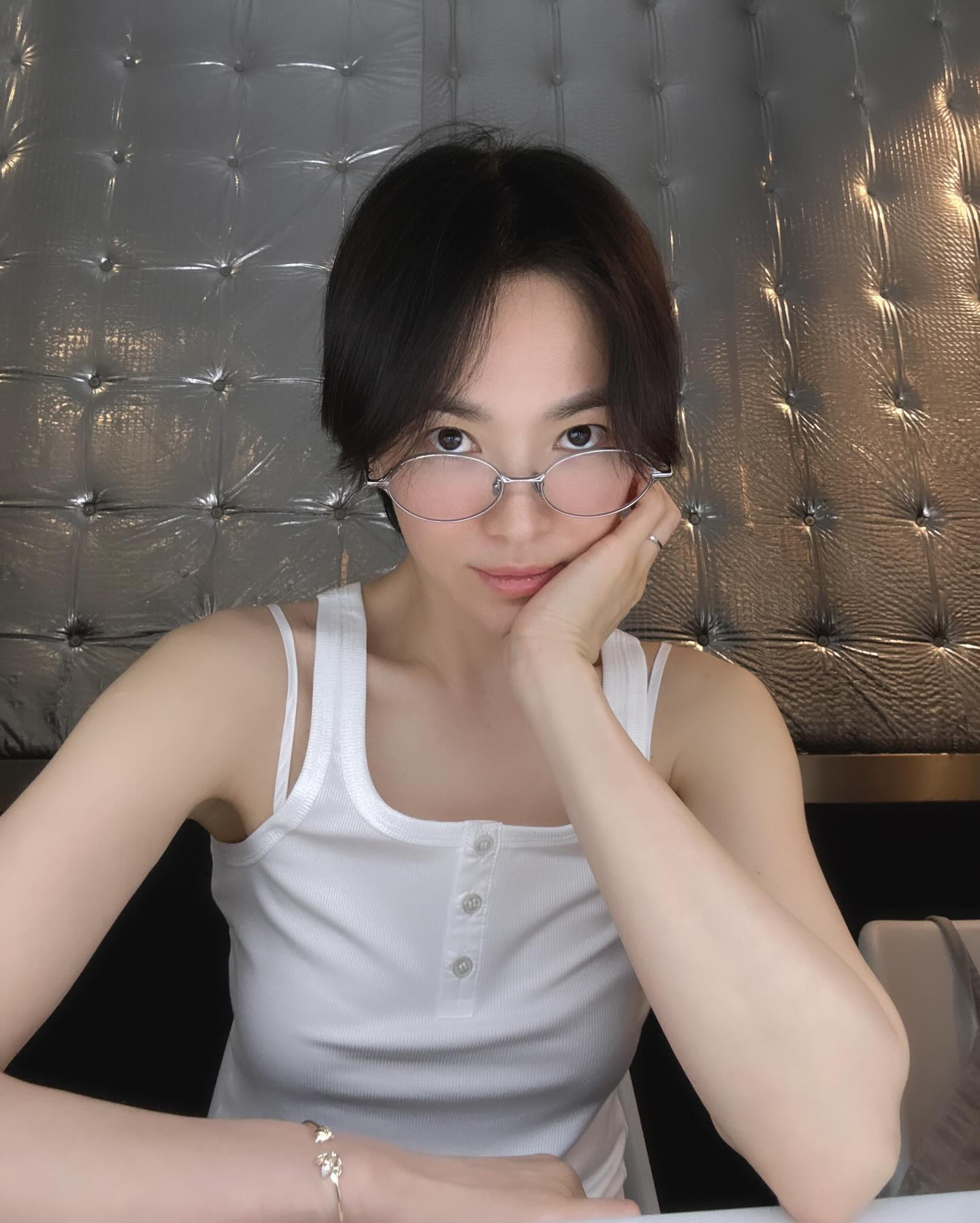 Song Hye Kyo 'Tự Dưng' Đăng Ảnh Lúc 4H Sáng 3 Kyo1122175002978636558372758894583601701187018