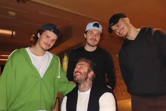 Vợ chồng Beckham nhượng bộ