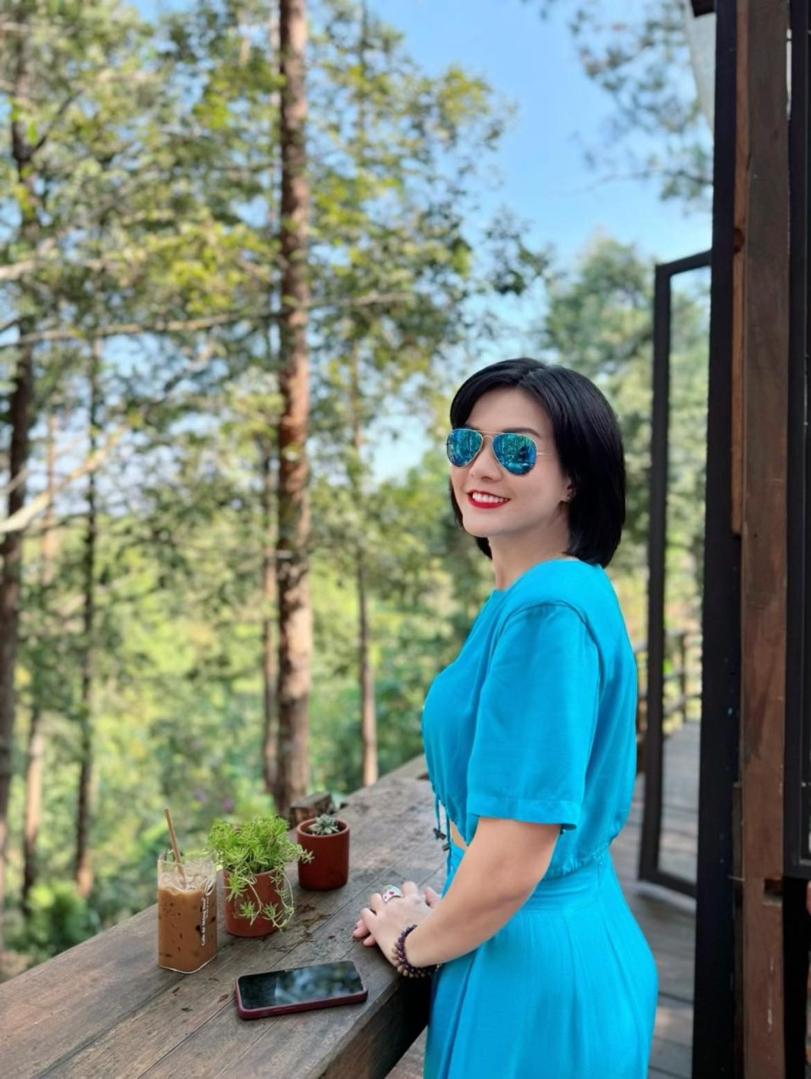 'Chân dài' ở Hà Nội cùng thời Hoa hậu Hà Kiều Anh giờ nhan sắc thay đổi ra sao?- Ảnh 8.