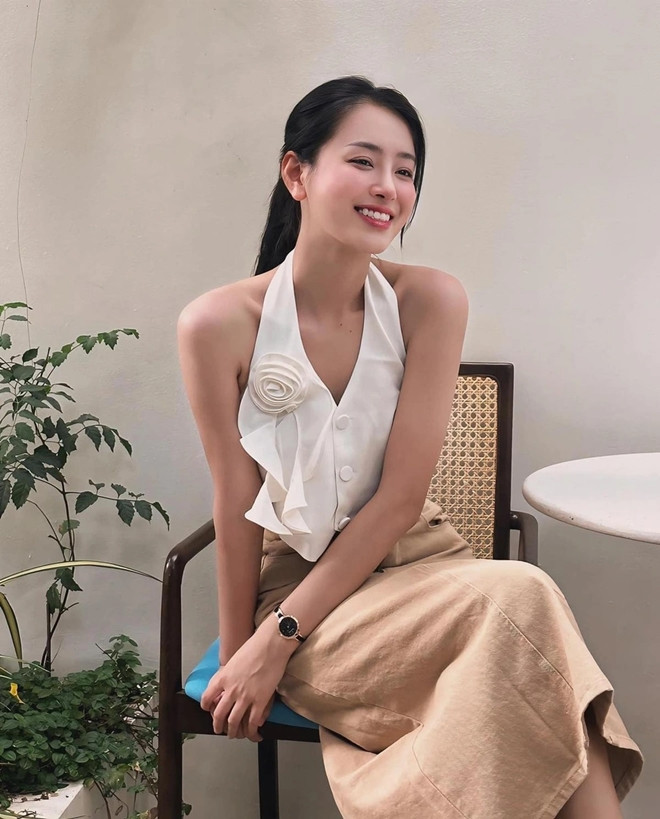 Á hậu Bùi Khánh Linh chính thức bày tỏ quan điểm trước loạt chỉ trích