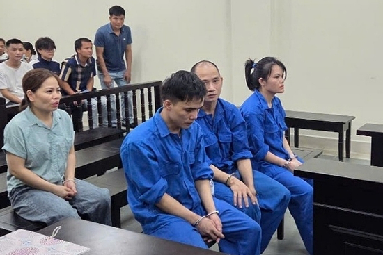 Bi kịch xảy ra khi người phụ nữ ở Hà Nội treo cổ tự tử do bị đánh ghen, đòi nợ