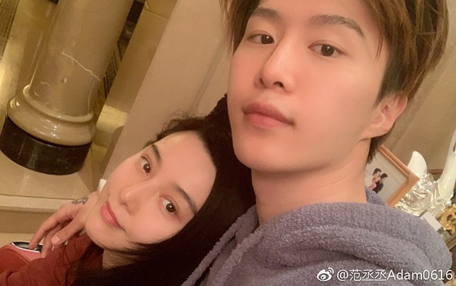 Bức ảnh dập tắt tin đồn Phạm Băng Băng sinh con cho Hồng Kim Bảo