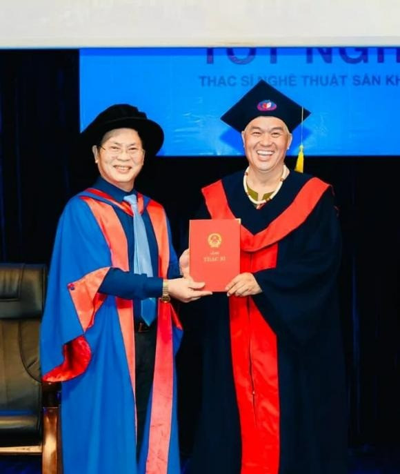 Không nhận ra nghệ sĩ Hoàng Mập với ngoại hình gây sốc nhờ giảm 43kg