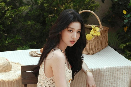 Đúng thứ Hai 2/6/2025, 3 con giáp tiền bạc dư dả, của cải dư dôi, sự nghiệp tăng tiến như phượng hoàng lửa