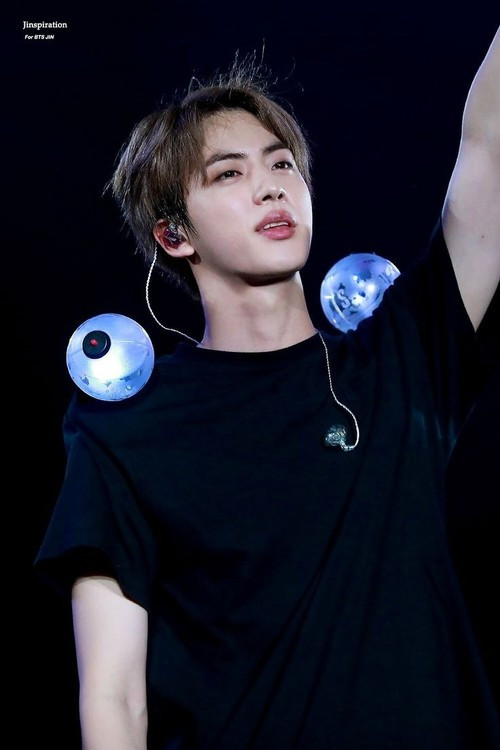 Jack và dàn sao bán lightstick giá triệu đồng, fan vẫn chi mạnh vì điều gì? ảnh 5