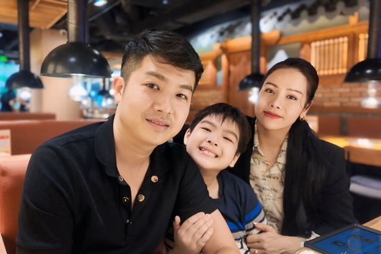 Nhật Kim Anh hội ngộ chồng cũ, bỏ qua ồn ào đấu tố năm xưa