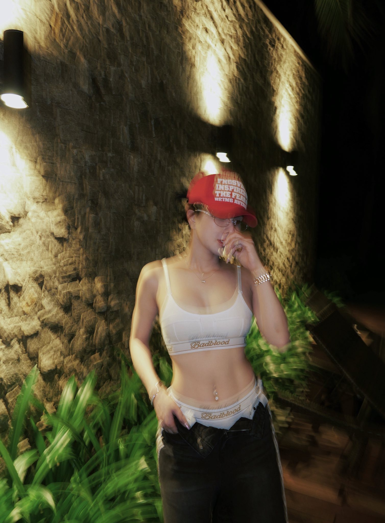 'Bà mẹ 2 con' gốc Hà thành khoe vẻ 'bốc lửa' sau khi yêu tình trẻ kém 11 tuổi- Ảnh 9.