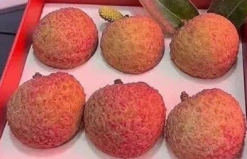 Cận cảnh quả vải giá 181 triệu đồng đang xôn xao mạng xã hội