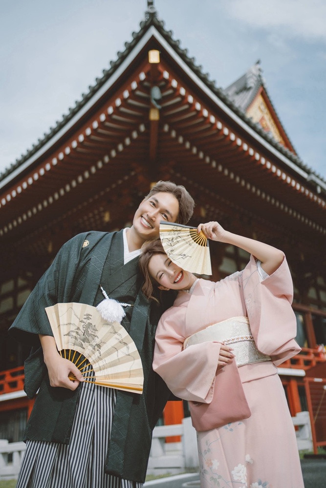 Cặp đôi đình đám VFC bất ngờ tung ảnh cầu hôn chuẩn bị về chung một nhà