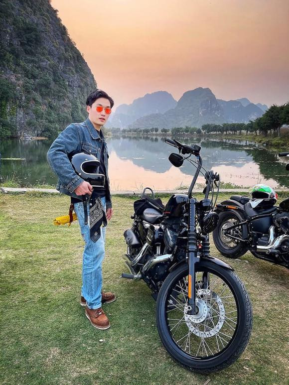 Cơ ngơi gây choáng ngợp của Đình Tú trước khi cầu hôn bạn gái hot girl