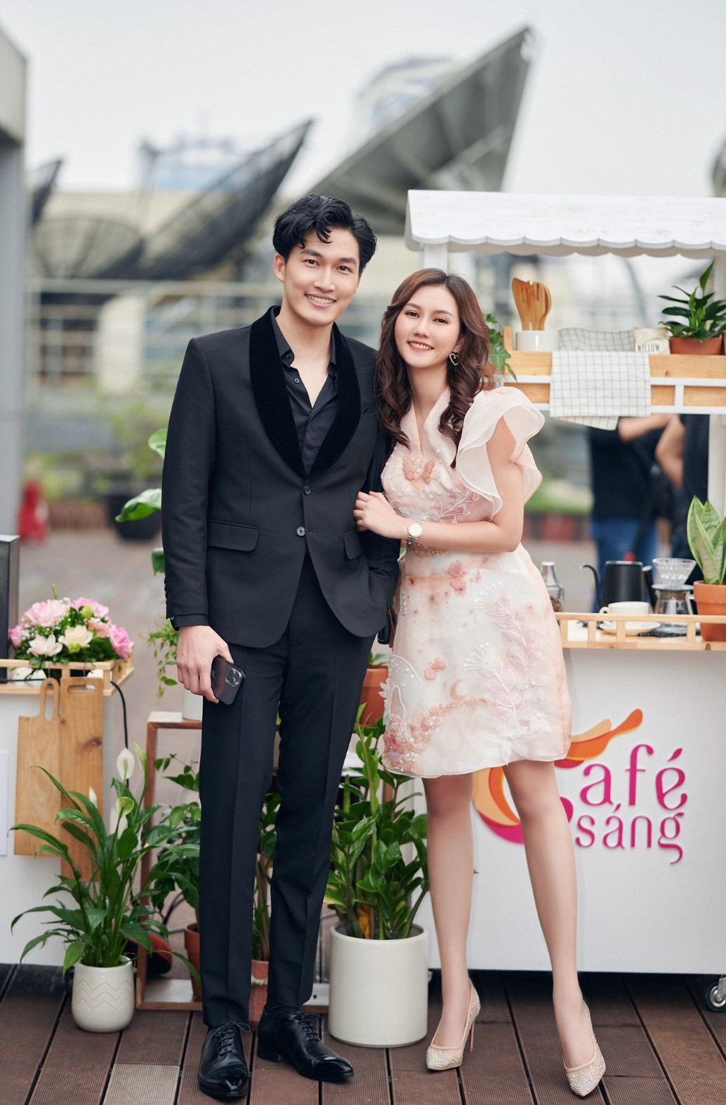 Hương Giang lên tiếng bức xúc sau thông tin Đình Tú cầu hôn bạn gái