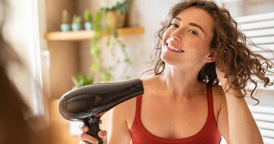 Làm sao giữ tóc phồng cả ngày mà không xẹp?