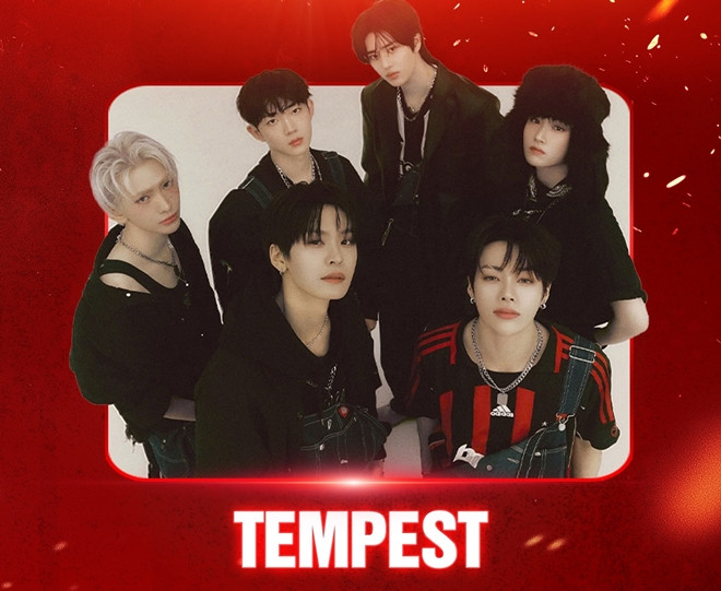 Phong cách sân bay chất lừ của CL 2NE1 HanBin Tempest khi đổ bộ Việt Nam