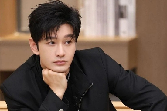 Huỳnh Hiểu Minh thi trượt tiến sĩ năm 2025 của Học viện Hý kịch Thượng Hải