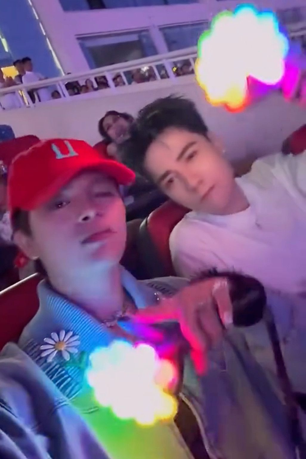 Cười xĩu trước màn tỏ tình GDragon của Quang Hùng MasterD