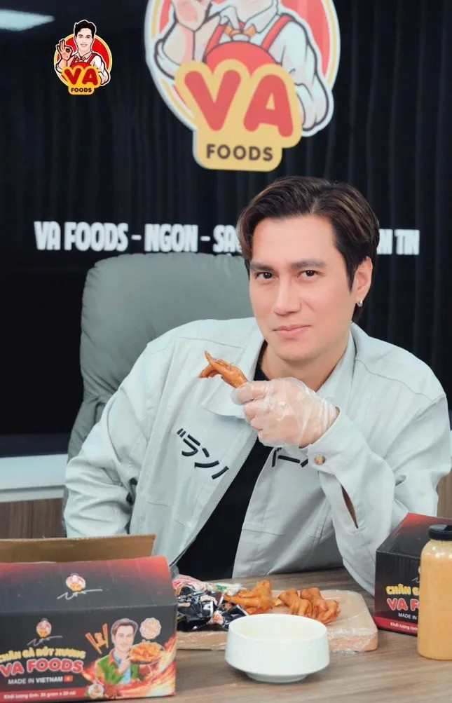 Việt Anh chính thức lên tiếng sau động thái khóa trang cá nhân gây xôn xao