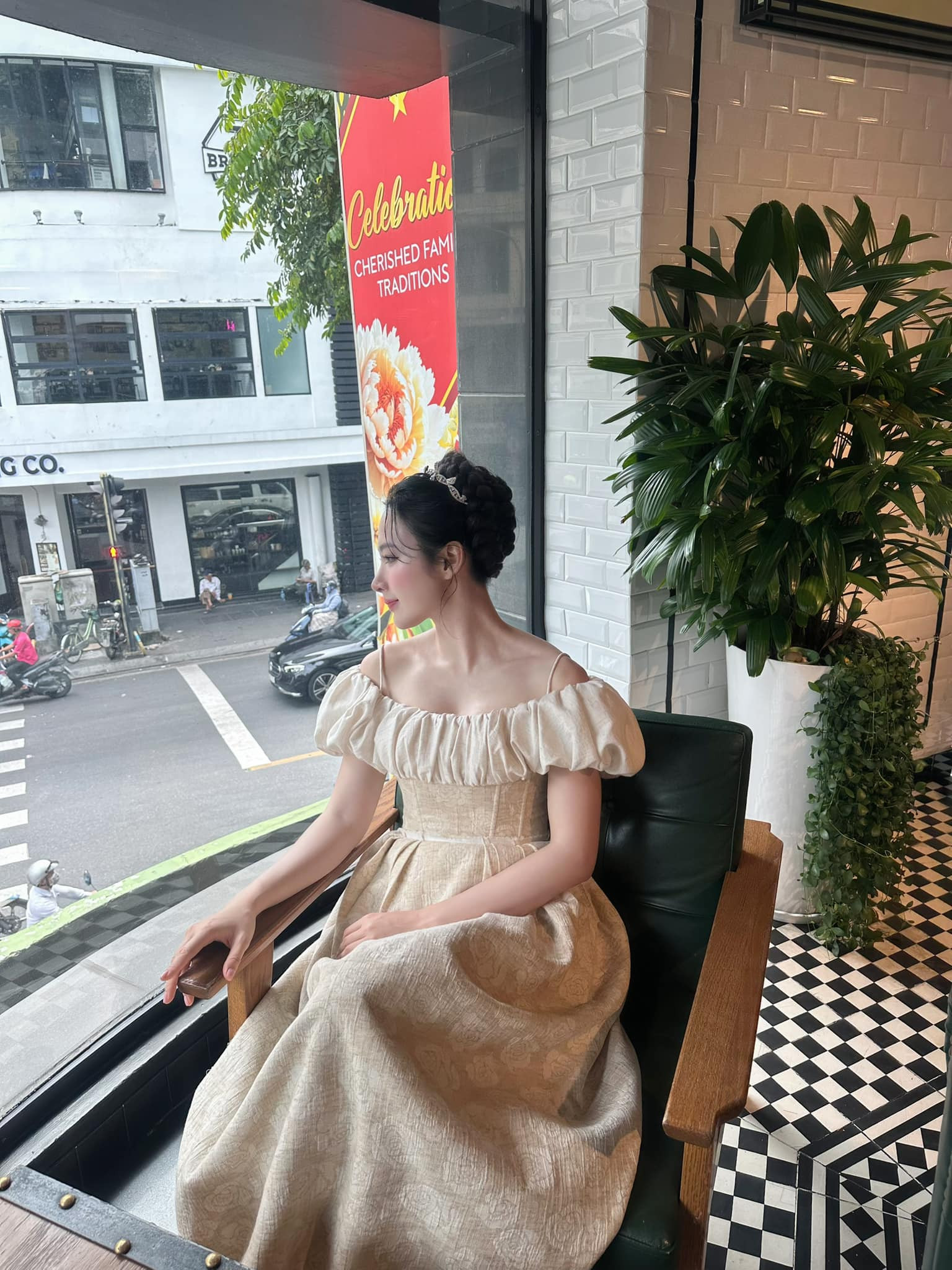 Đời thực nhiều tò mò của Angela Phương Trinh sau loạt hình ảnh khoe cơ bắp nam tính- Ảnh 8.