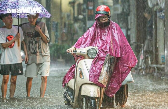 Dự báo thời tiết 10 ngày: Hà Nội và các tỉnh thành miền Bắc tiếp tục mưa dông