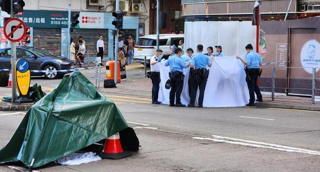 Nghệ sĩ nổi tiếng Hong Kong nhảy lầu tự sát Huỳnh Tông Trạch bày tỏ xót xa