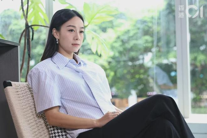 Á hậu giật chồng không quên được vết nhơ tiểu tam năm xưa