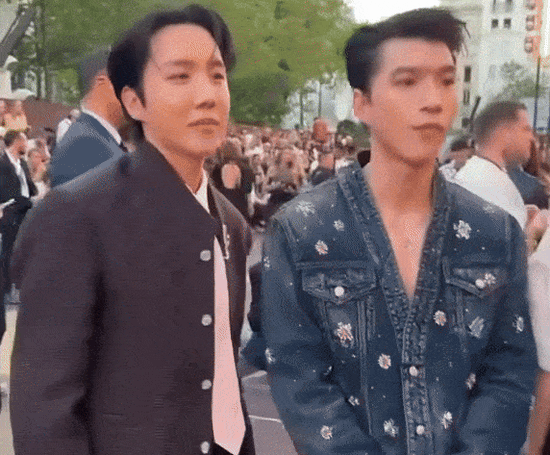 HOT: Khoảnh khắc 23s 'gấp đôi visual' của HIEUTHUHAI và J-Hope (BTS) tại Pháp