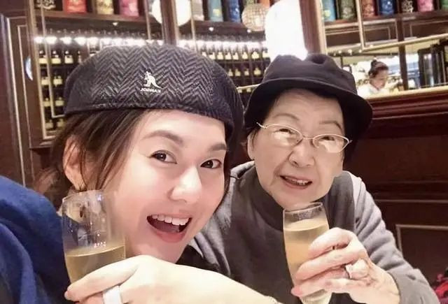 Á hậu bị “hồng hài nhi” giở trò sàm sỡ, suýt chết vì mê “dao kéo” - Ảnh 5.