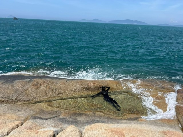 Ngã ngửa hình ảnh mới của Công Vinh Thủy Tiên sau thời gian dài ở ẩn