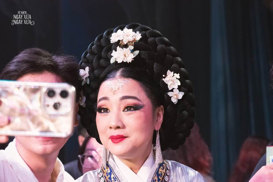 Nữ NSƯT nổi danh thập niên 90 với phim 'Gái nhảy' giờ nhan sắc thay đổi ra sao?- Ảnh 5.