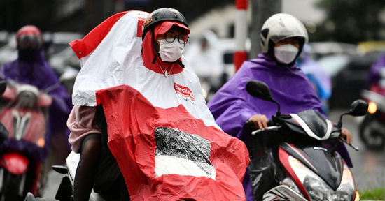 Thời tiết Hà Nội 3 ngày tới: Nắng gián đoạn, chiều tối có mưa giông liên tiếp